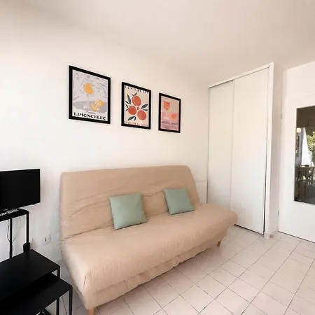Avec Piscine Commune Et Parking Appartement